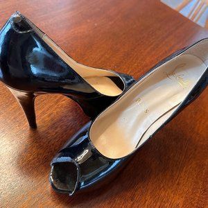 Authentic CHRISTIAN LOUBOUTIN Black Glossy Leather Peep Toe Pumps